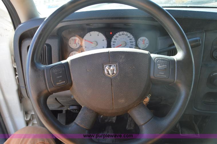 image for item I2918 2004 Dodge Ram 2500 Quad Cab pickup truck