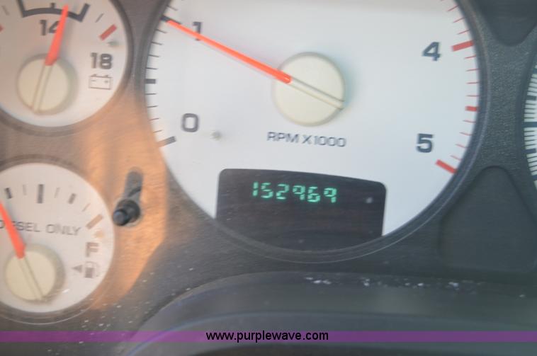 image for item I2918 2004 Dodge Ram 2500 Quad Cab pickup truck