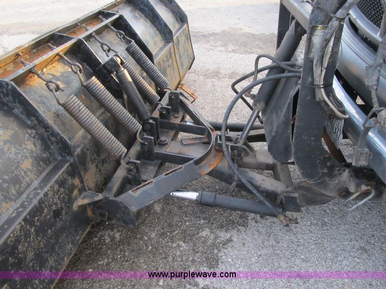 image for item I2918 2004 Dodge Ram 2500 Quad Cab pickup truck