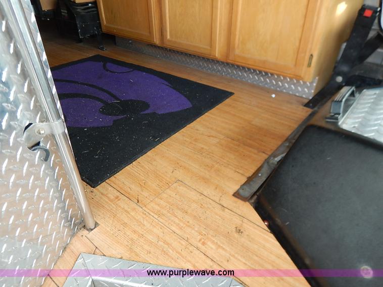 image for item I5214 1990 Blue Bird TC2000 tailgating bus