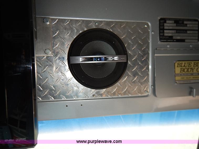 image for item I5214 1990 Blue Bird TC2000 tailgating bus