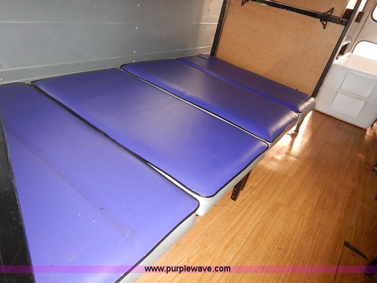 image for item I5214 1990 Blue Bird TC2000 tailgating bus