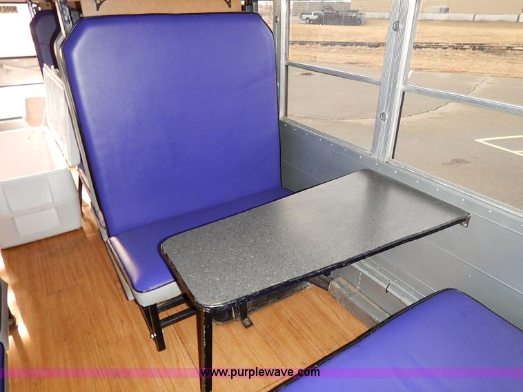 image for item I5214 1990 Blue Bird TC2000 tailgating bus