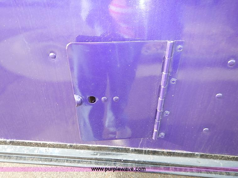 image for item I5214 1990 Blue Bird TC2000 tailgating bus