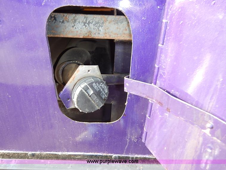 image for item I5214 1990 Blue Bird TC2000 tailgating bus