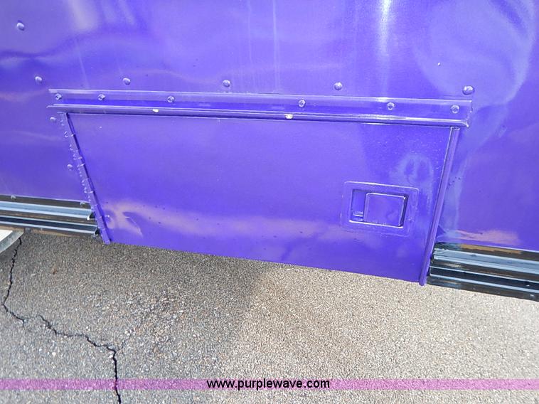 image for item I5214 1990 Blue Bird TC2000 tailgating bus
