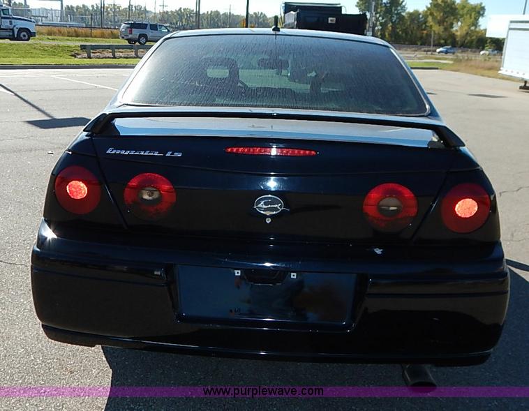 image for item I5356 2005 Chevrolet Impala LS