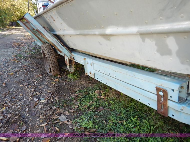 image for item I5388 Lowe Line aluminum flat bottom boat
