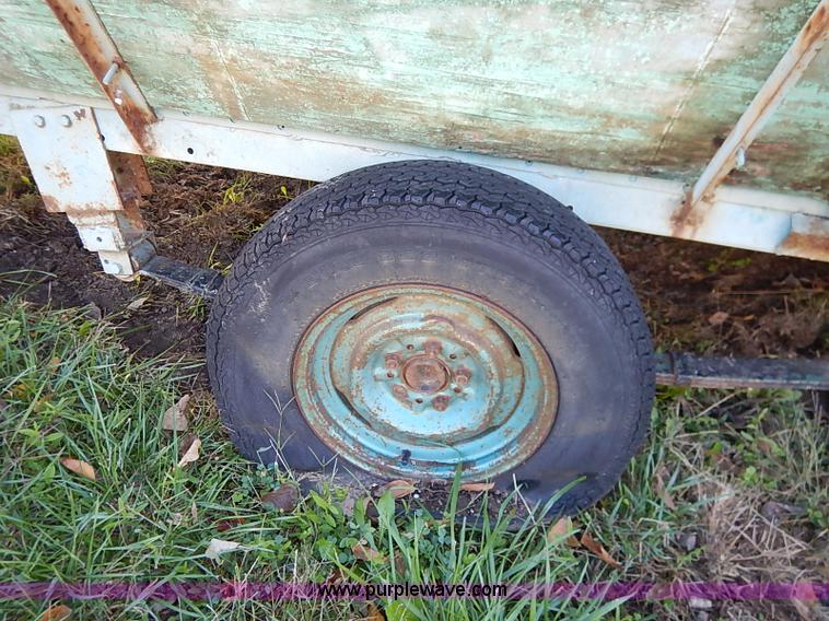 image for item I5388 Lowe Line aluminum flat bottom boat