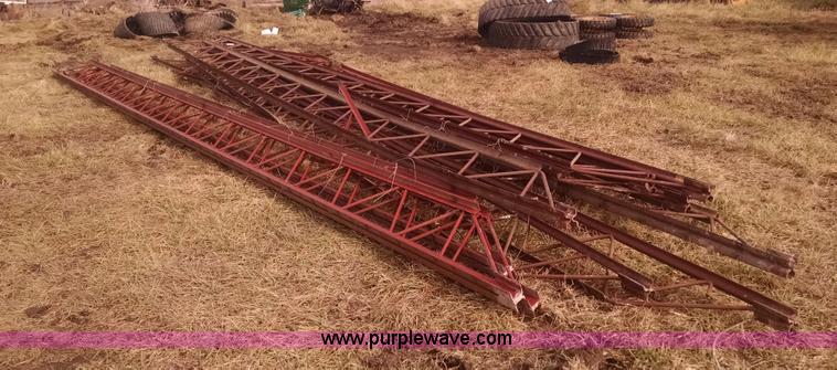 image for item I6920 (14) assorted steel trusses