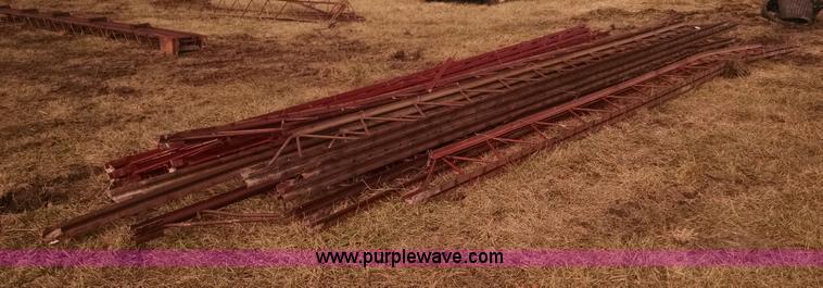 image for item I6920 (14) assorted steel trusses