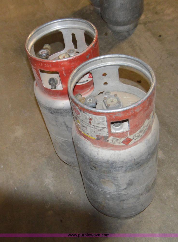 image for item I6929 (2) standard forklift propane tanks