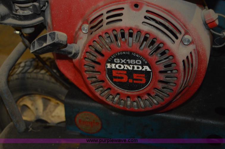 image for item I6930 Emglo air compressor