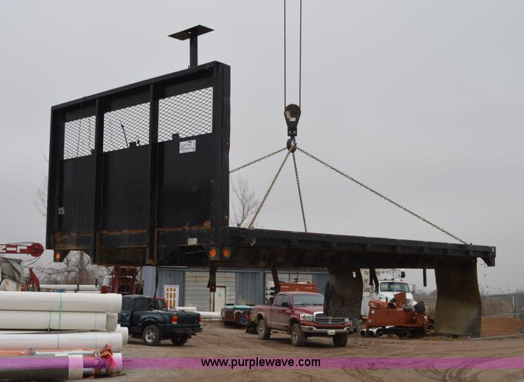 image for item I6934 18'L x 102"W flatbed