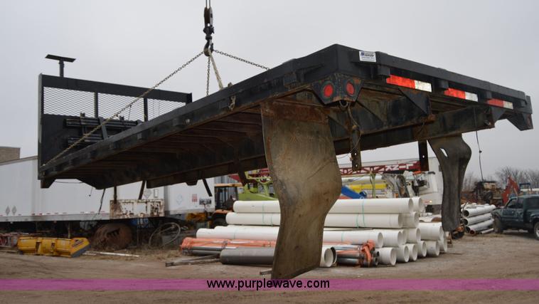 image for item I6934 18'L x 102"W flatbed