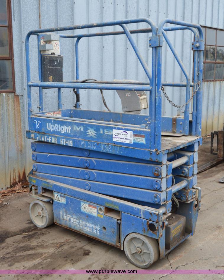 image for item I6935 Up Right MX19 scissor lift