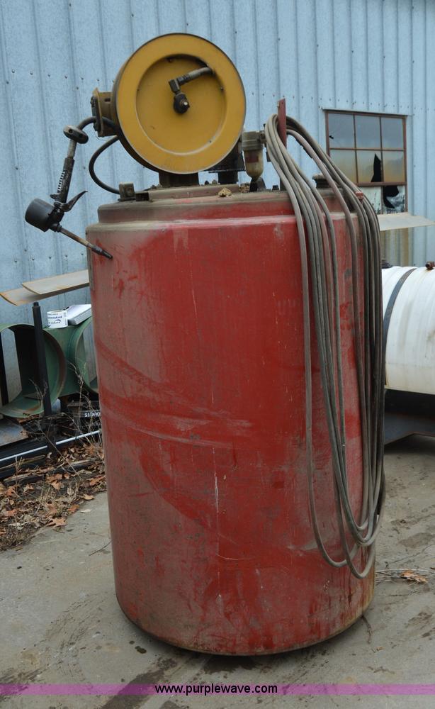image for item I6938 Double wall vertical oil tank