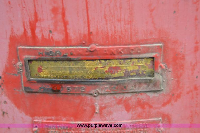 image for item I6938 Double wall vertical oil tank