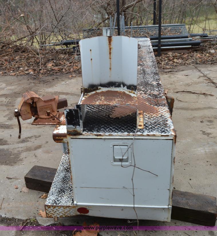 image for item I6940 94"W service bed rear bumper