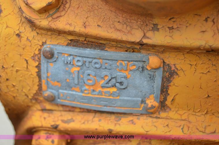 image for item I6947 Air tugger winch