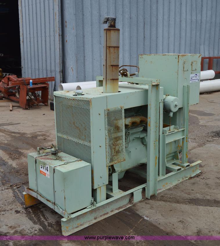 image for item I6951 John Deere generator set