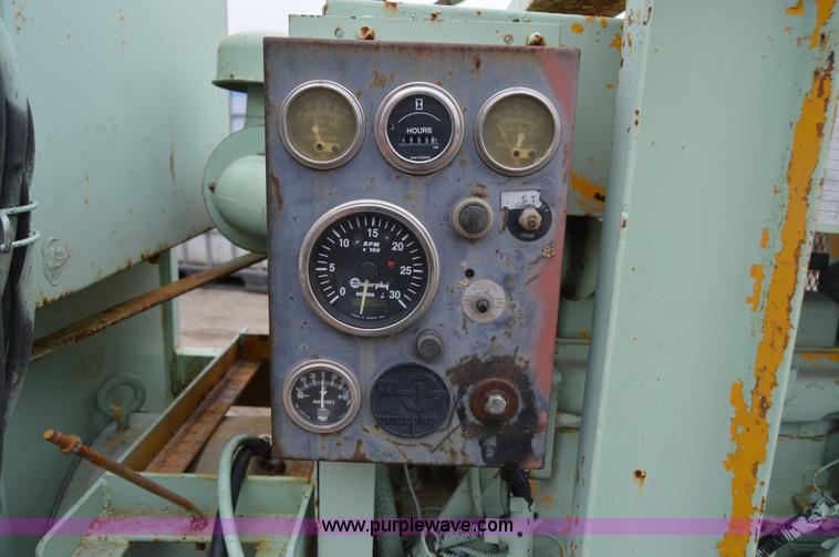 image for item I6951 John Deere generator set