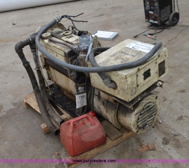 image for item I6952 Onan 20.0 marine generator set