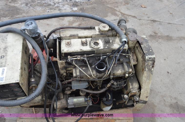 image for item I6952 Onan 20.0 marine generator set