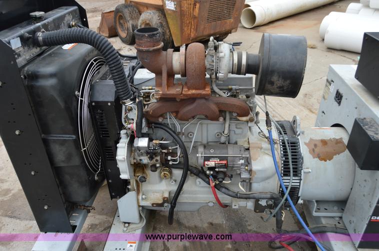 image for item I6955 2006 Detroit generator set