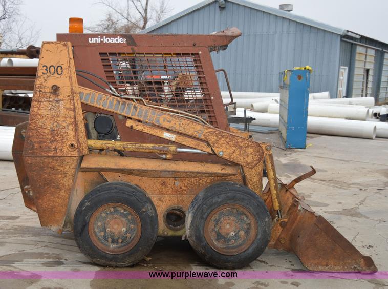image for item I6958 Case 1840 skid steer