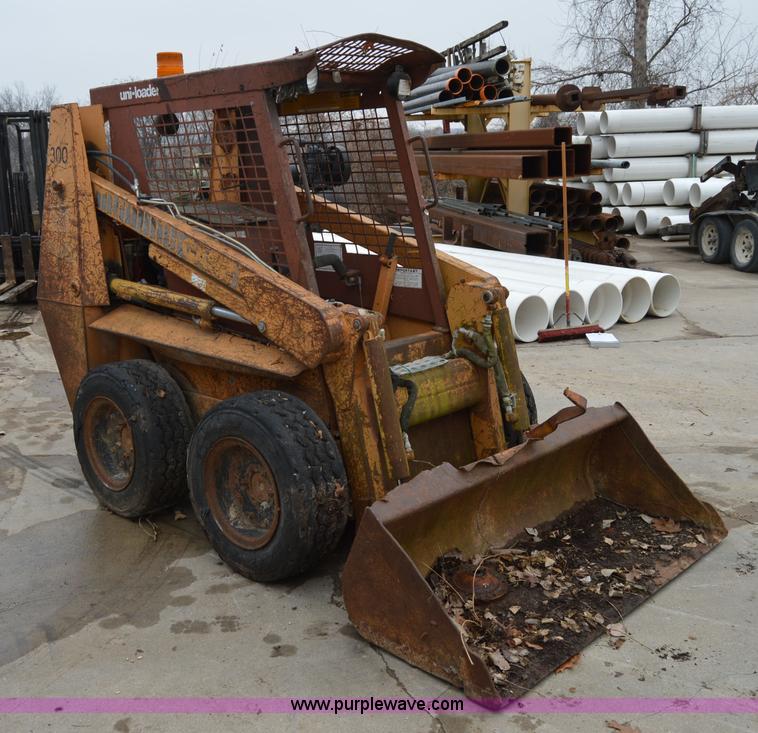 image for item I6958 Case 1840 skid steer