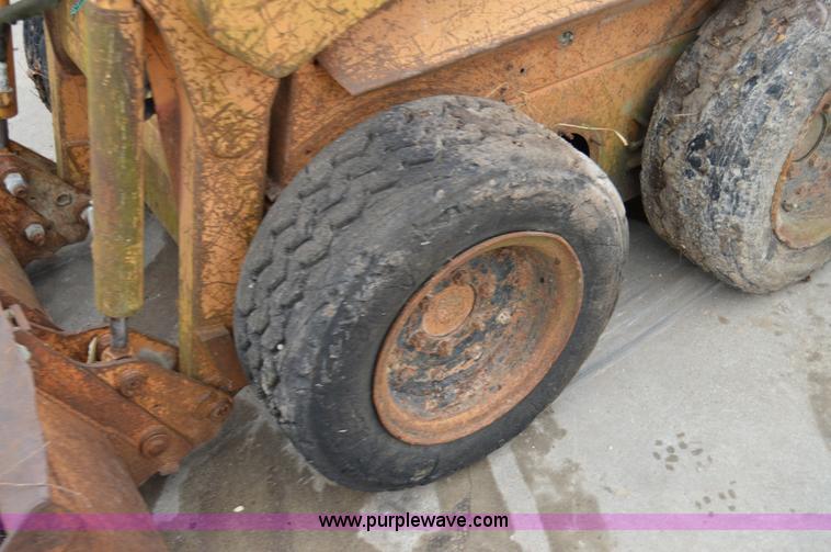 image for item I6958 Case 1840 skid steer