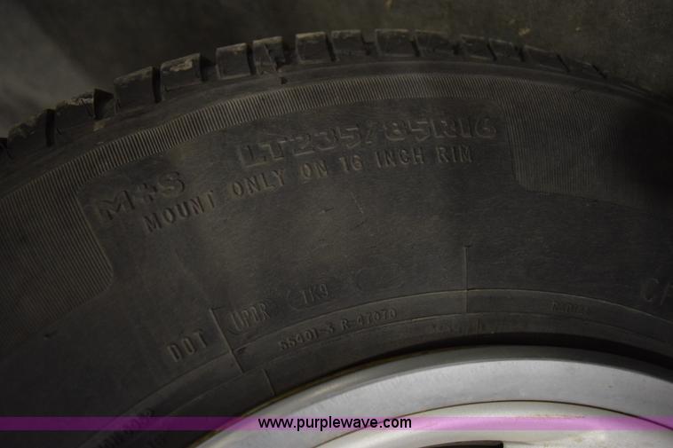 image for item I8583 2003 Ford F250 Super Duty XL SuperCab pickup truck