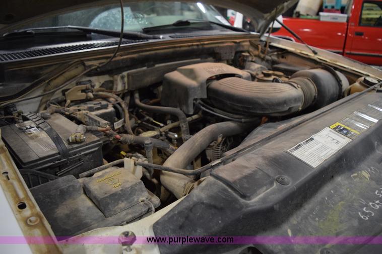 image for item I8584 2001 Ford F150 XLT SuperCab pickup truck