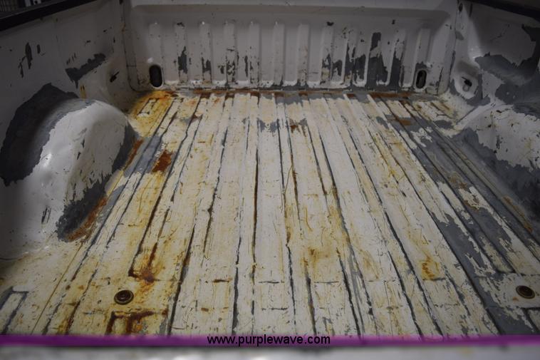 image for item I8584 2001 Ford F150 XLT SuperCab pickup truck