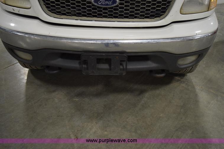 image for item I8584 2001 Ford F150 XLT SuperCab pickup truck