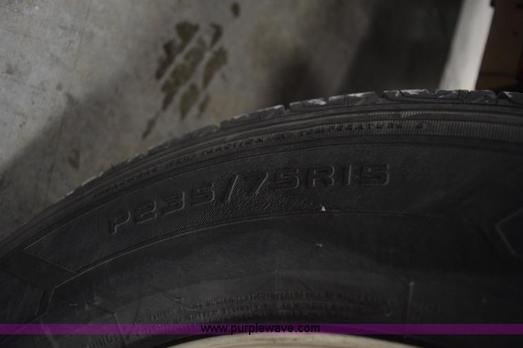 image for item I8586 1995 Chevrolet 1500 pickup truck