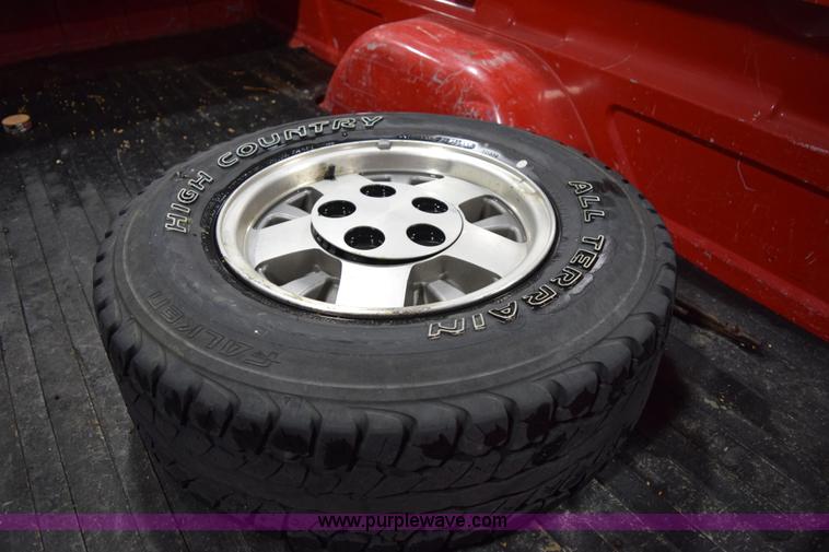 image for item I8586 1995 Chevrolet 1500 pickup truck