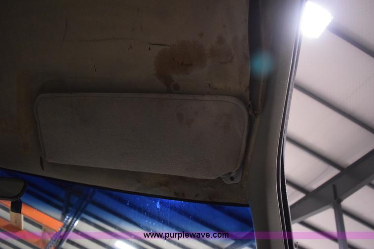 image for item I8586 1995 Chevrolet 1500 pickup truck