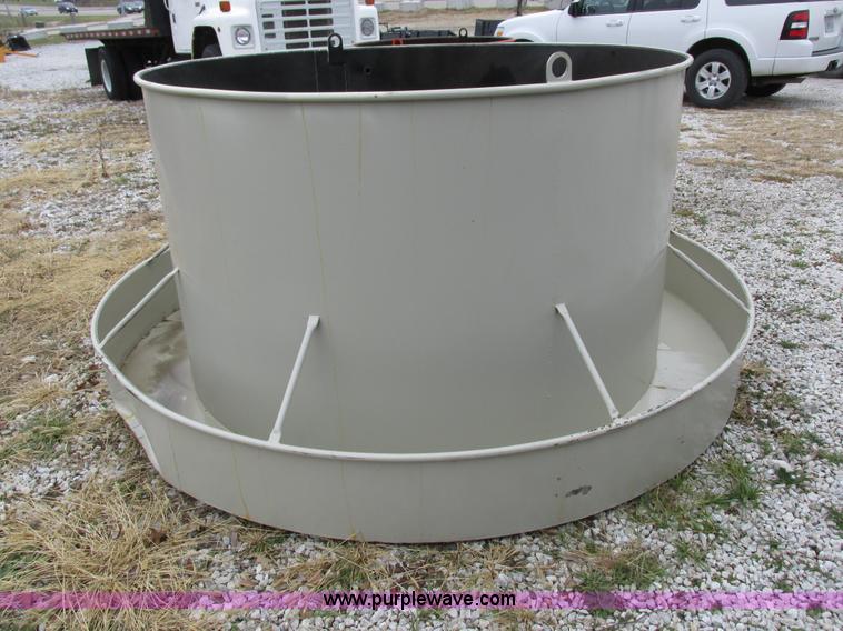 image for item I8828 (2) cattle water tanks