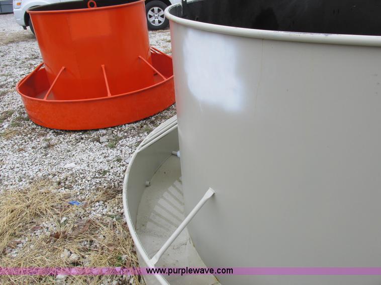 image for item I8828 (2) cattle water tanks