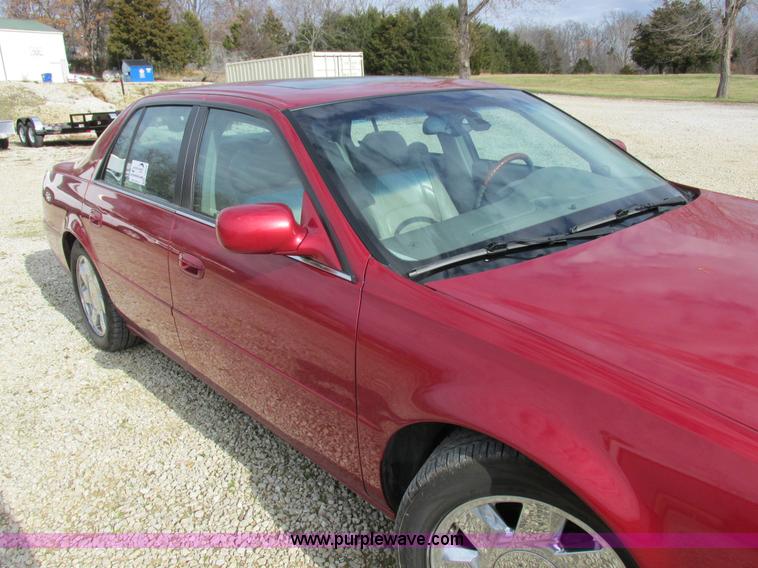 image for item I8836 2001 Cadillac DeVille DTS