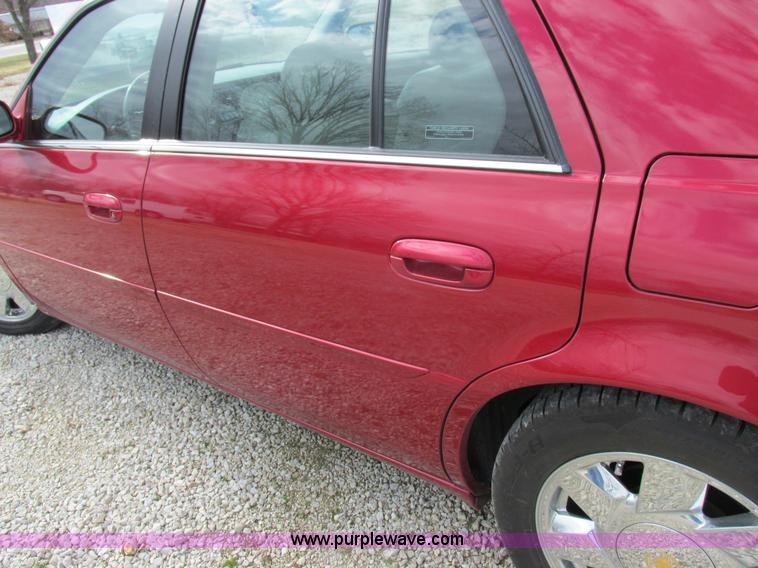 image for item I8836 2001 Cadillac DeVille DTS