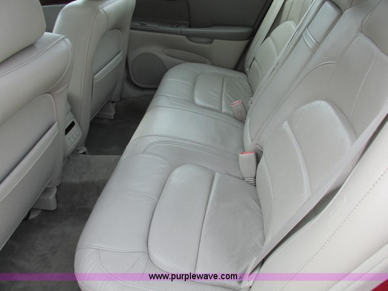 image for item I8836 2001 Cadillac DeVille DTS