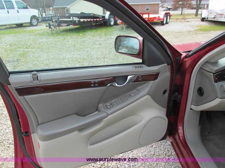 image for item I8836 2001 Cadillac DeVille DTS