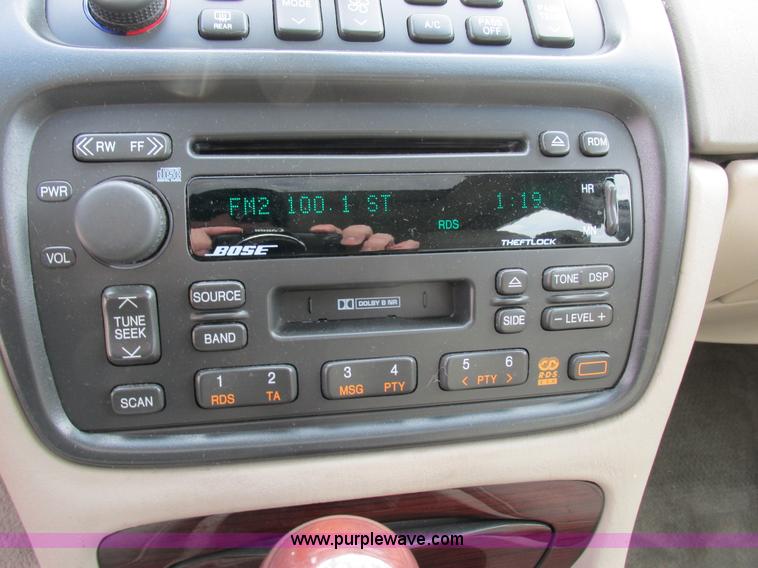 image for item I8836 2001 Cadillac DeVille DTS