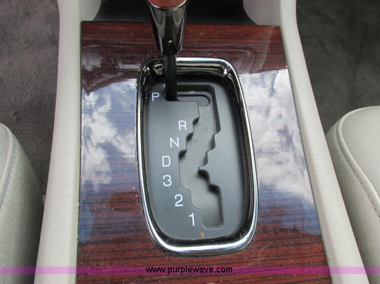 image for item I8836 2001 Cadillac DeVille DTS