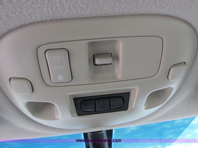 image for item I8836 2001 Cadillac DeVille DTS