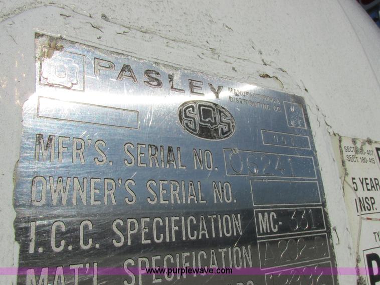 image for item I8839 1991 GM Kodiak propane delivery truck