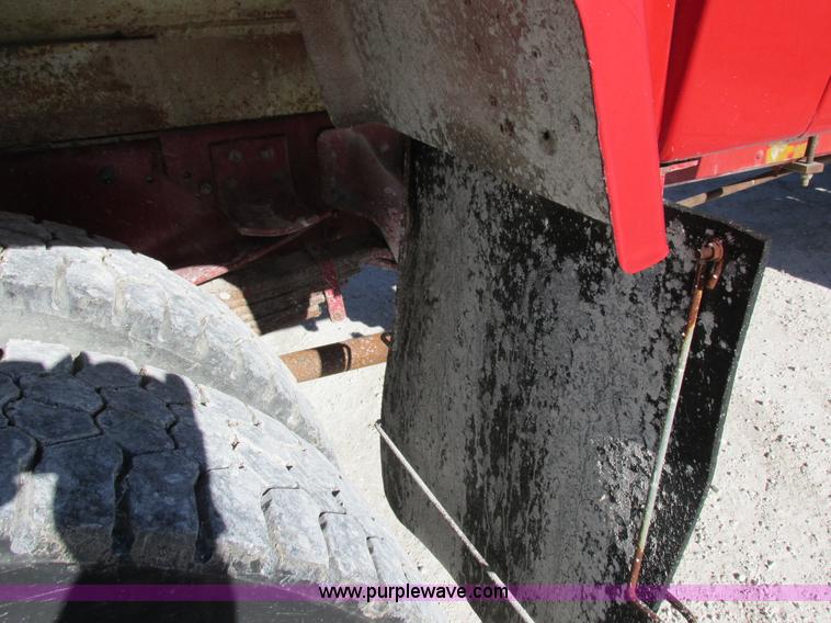 image for item I8839 1991 GM Kodiak propane delivery truck